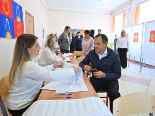 Спикер Мособлдумы Игорь Брынцалов проголосовал на выборах в Балашихе