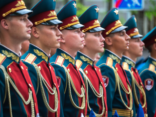 Офицерские погоны: как поступить в военный вуз в 2026 году