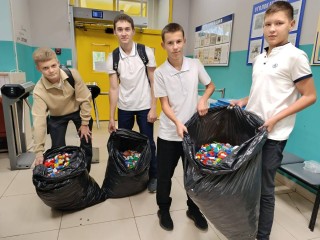 Очередная партия «Добрых крышечек» от волонтеров Подмосковья поможет детям с ОВЗ