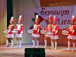 Жители Белоомута отметят его 528-летие концертами, вернисажем и мастер-классами