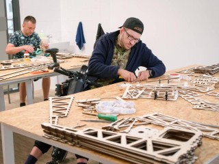 Обучение сборке дронов начали в центре реабилитации бойцов в Сергиевом Посаде