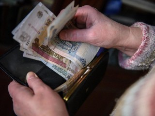 Пенсию предложили индексировать ежеквартально