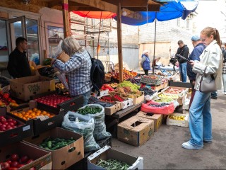В Реутове составили протоколы за незаконную торговлю на улице Ашхабадской