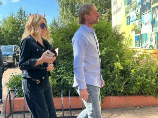 Семья Плющенко представила на подиуме коллекцию одежды для детей от двух лет
