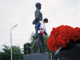 Волонтеры Рузского округа привели в порядок памятник Зои Космодемьянской
