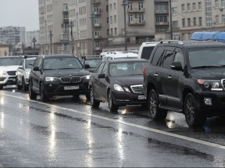 Вечером 15 сентября дороги Подмосковья загружены на пять баллов