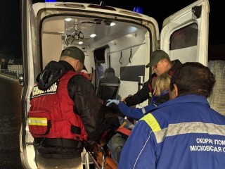В Ногинске ночью спасали мужчину, упавшего с электросамоката