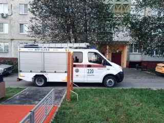 Спасатели помогли медикам доставить в больницу женщину с инфарктом