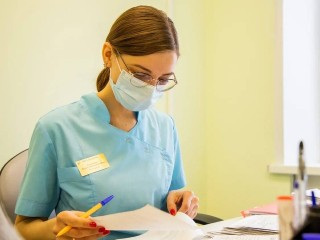 Родители смогут проверить здоровье прямо в школе перед собранием