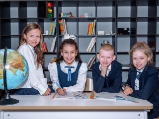 Семьи Талдомского округа получили выплаты на школьную форму