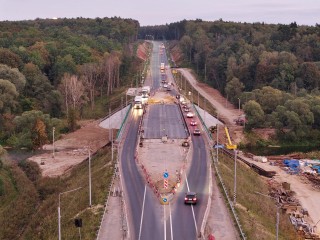Пробки на А-108 исчезнут: Серпухов готовится к открытию обновленного моста через Нару этой зимой