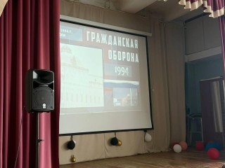 Ученики Новобытовской школы изучали правила пожарной безопасности и гражданской обороны