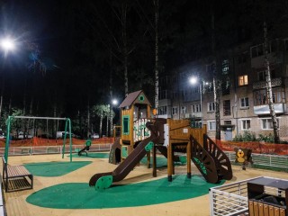 Новые игровые площадки оборудованы лавочками и урнами по просьбам жителей Дубны