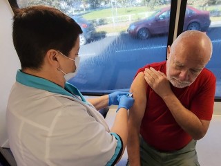 Как в субботу сделать прививку от гриппа в мобильном пункте Раменской больницы