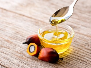 Как хранить и выбирать растительные масла для кухни: советы от Роспотребнадзора