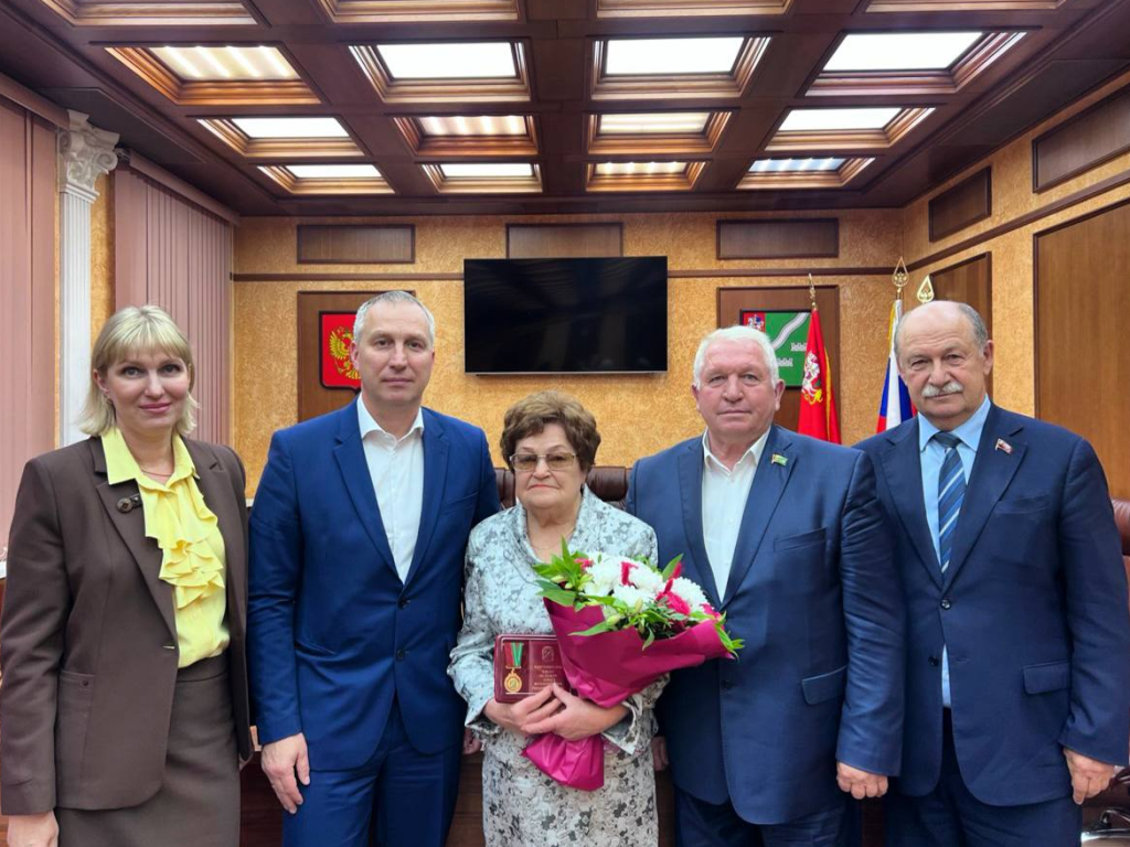 Почетный гражданин Наро-Фоминского района Любовь Коротеева отметила 80-летний юбилей