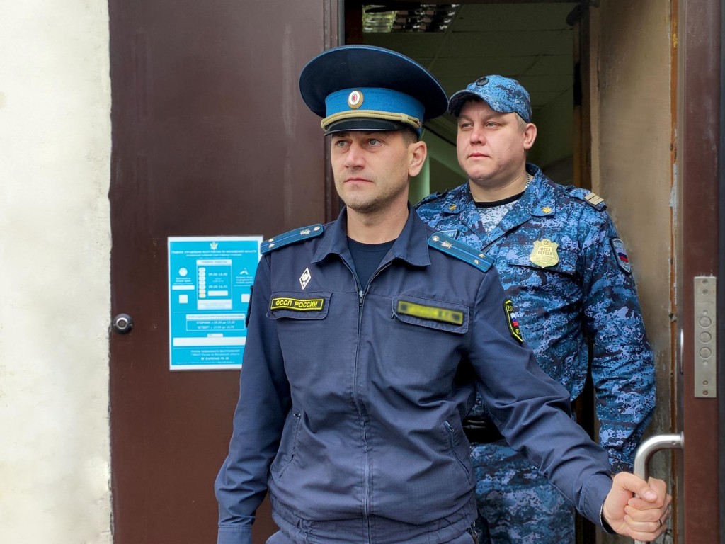 Судебные приставы Подмосковья взыскали материальный вред