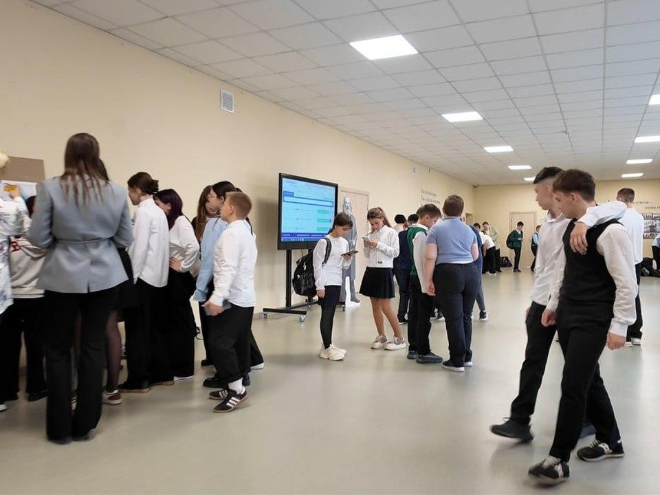 В клинском лицее прошли «Умные перемены» в честь праздника