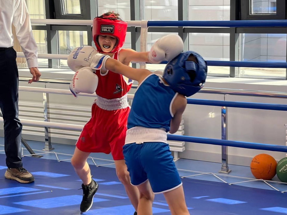 В «Борисоглебский» на открытый ринг по боксу вышли 90 детей-спортсменов