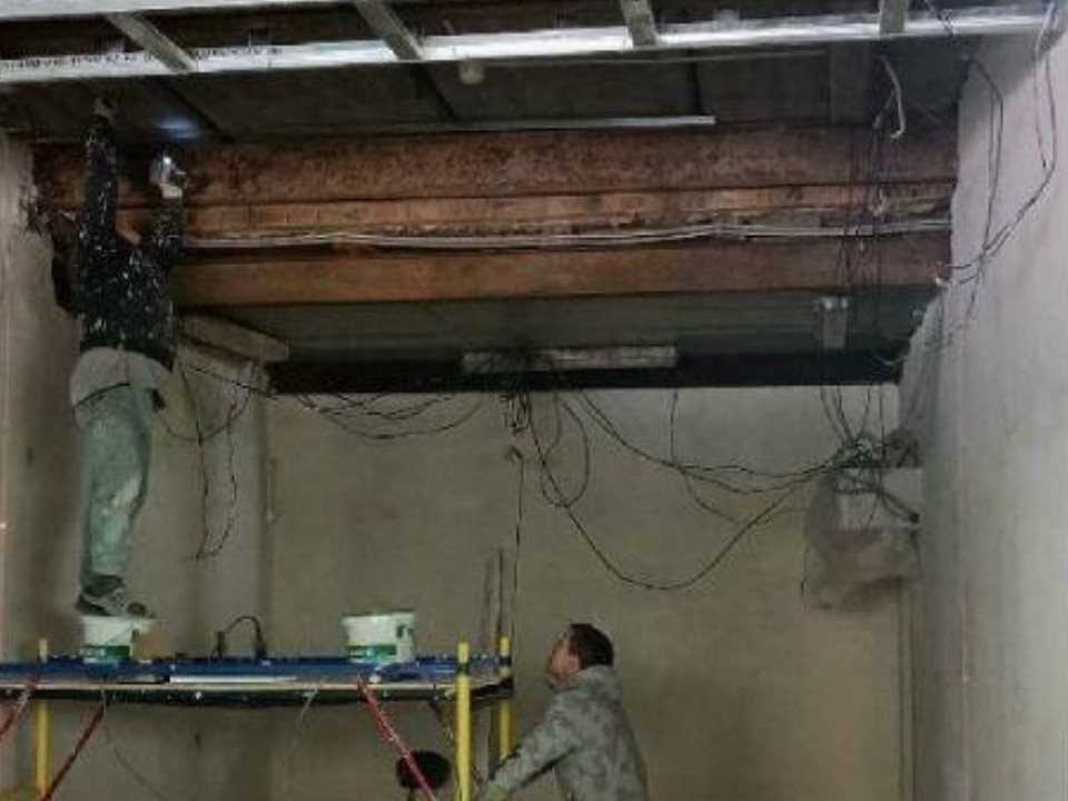 Гараж в Истре превращают в спортзал