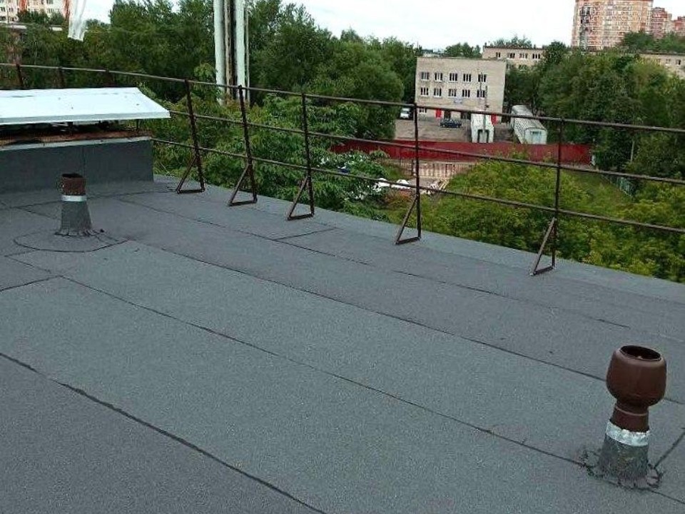 Ремонт крыши на Молодежной в Одинцове выходит на финишную прямую