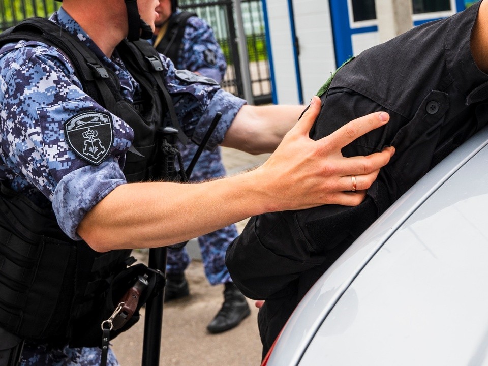 Похитителя смартфонов задержали по приметам с камеры видеонаблюдения