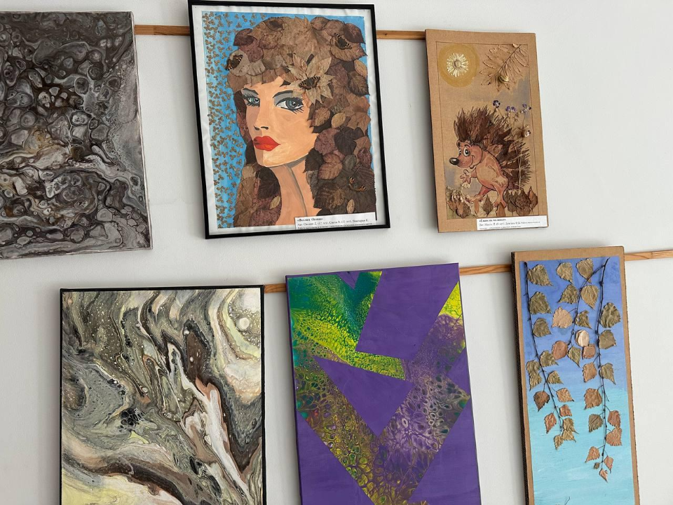 Выставка детского творчества открылась в поликлинике в Растуново