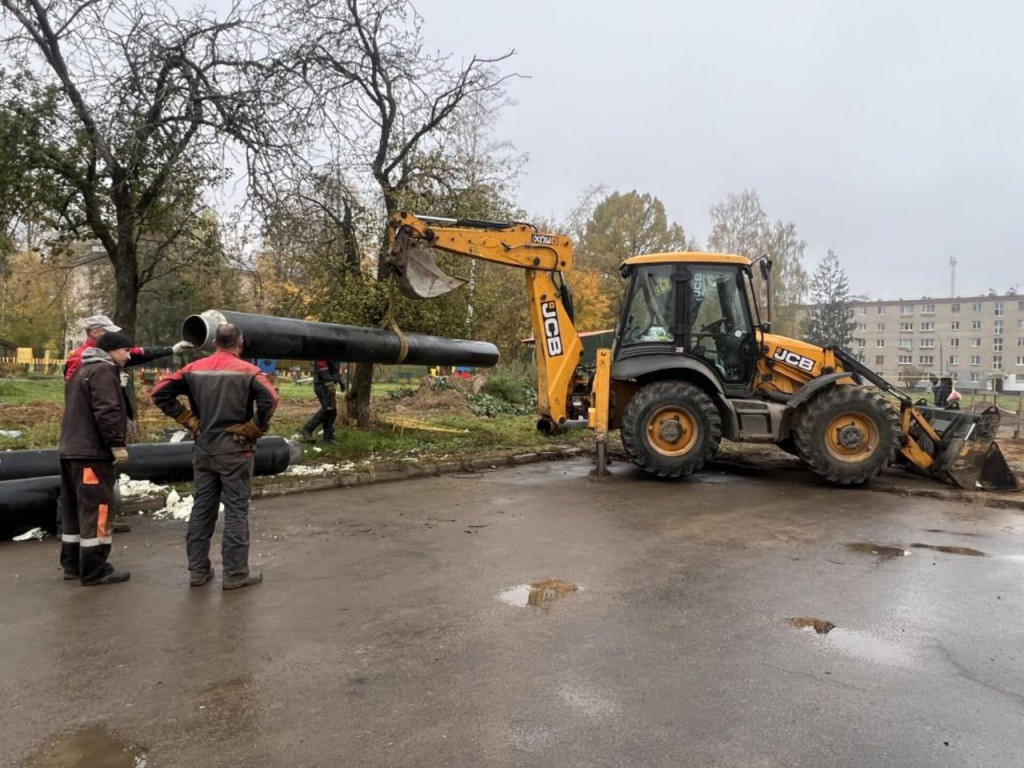 На улице Карла Маркса в Запрудне за две недели планируют заменить участок теплотрассы