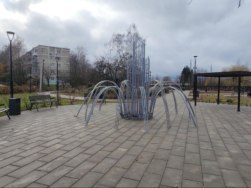 Обновленный сквер в Сычеве готов к открытию