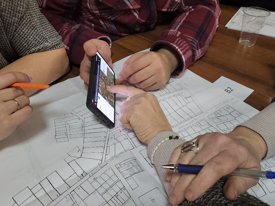 Старый дуб, новый герб: как жители Павловского меняют историю своей деревни