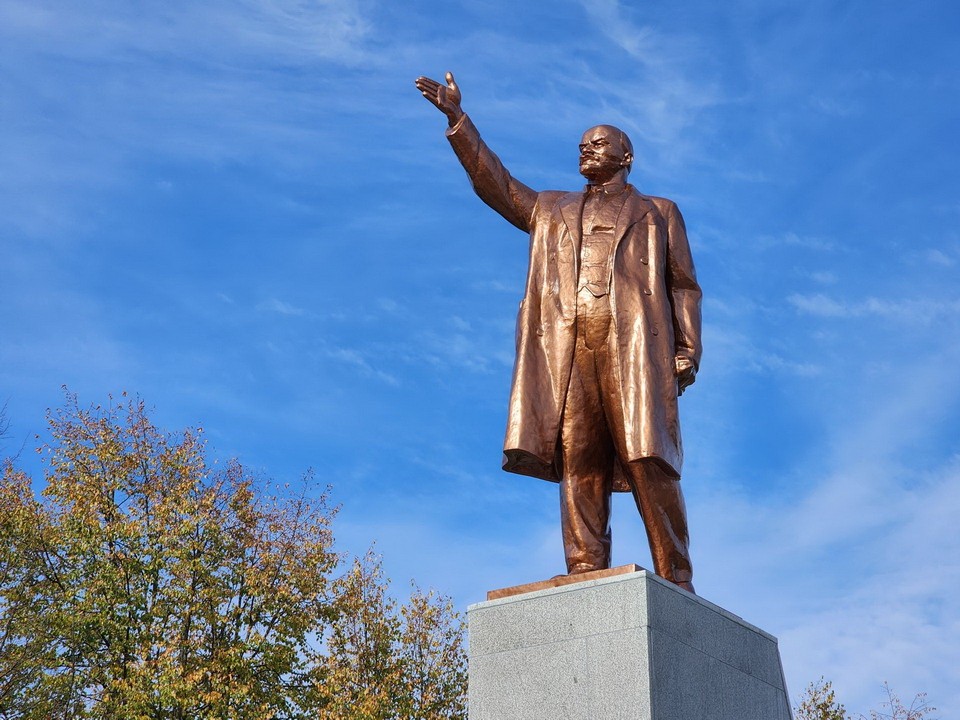 Ленин и Екатерина II в Ногинске оспаривают право на красоту