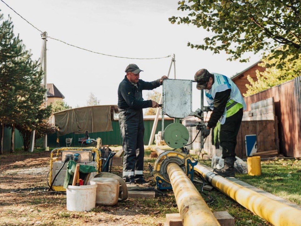 В деревне Корпуса ведется строительство распределительного газопровода