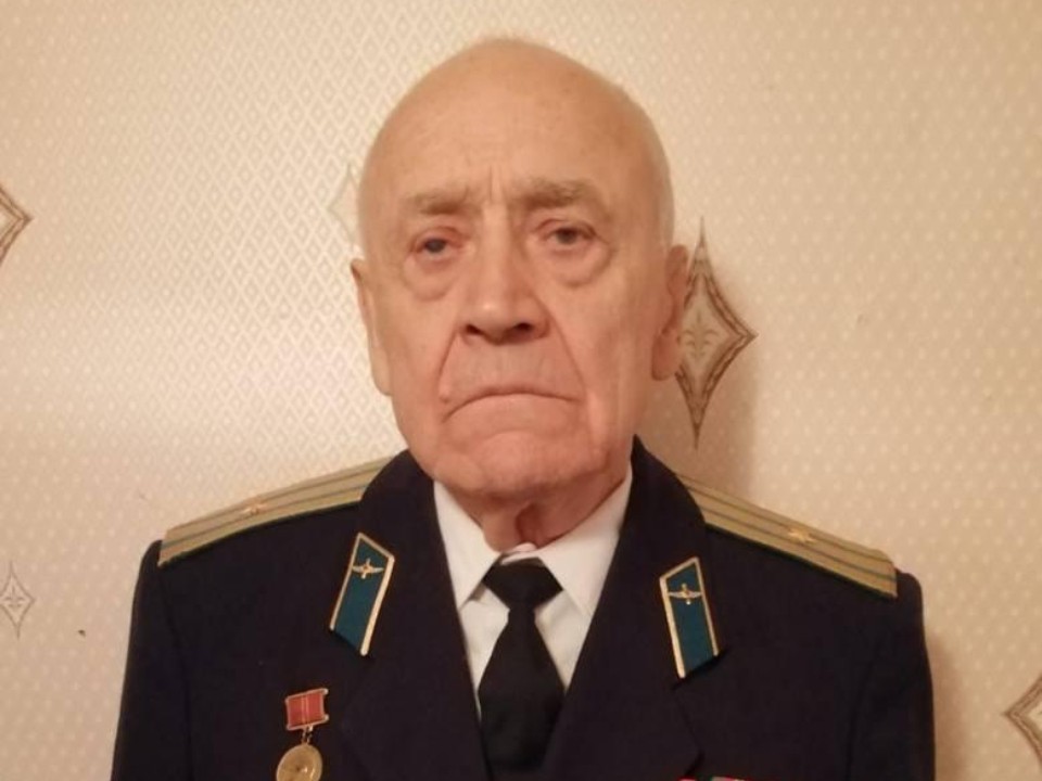 Сложнейшую операцию на сердце провели 93-летнему ветерану авиации