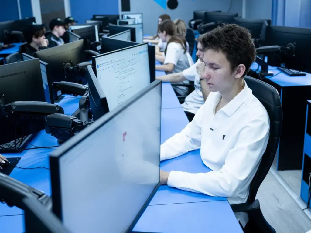 Новая IT-лаборатория открылась в Люберецком техникуме имени Гагарина