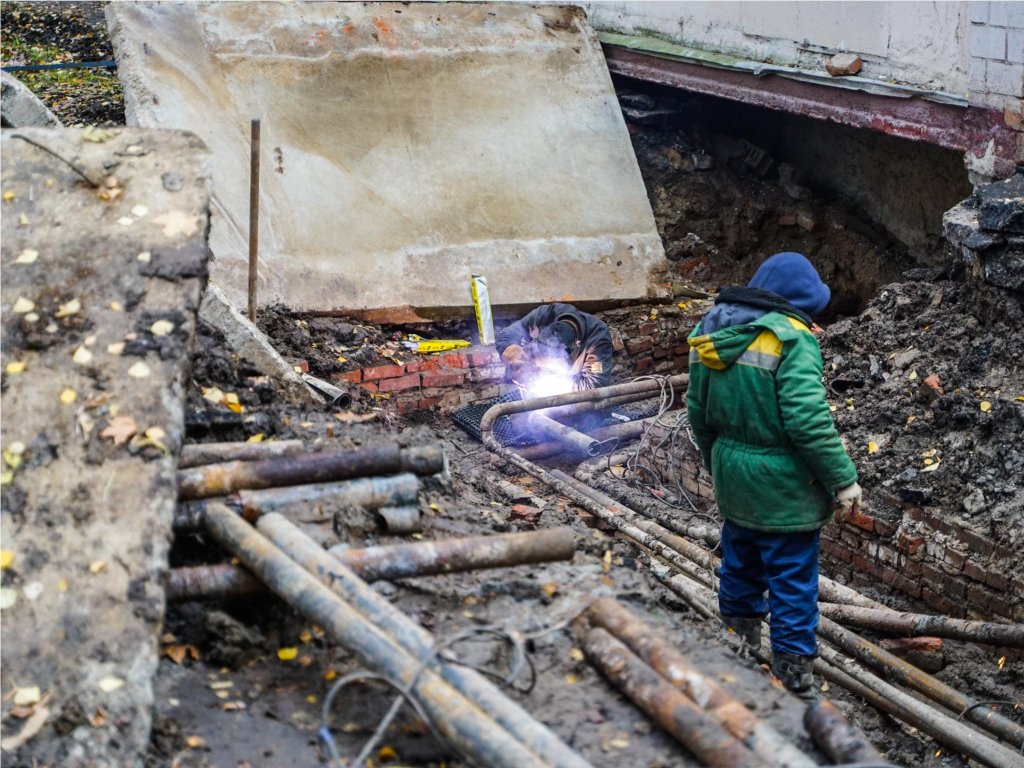 Специалисты Химок заменили участок теплотрассы на Юбилейном проспекте