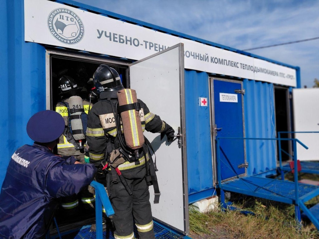 Аттестацию на использование дыхательных аппаратов прошли пожарные в Богородском округе