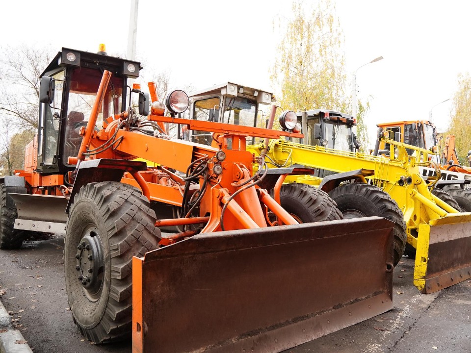 В Шатуре проверили дорожную технику к началу зимнего периода
