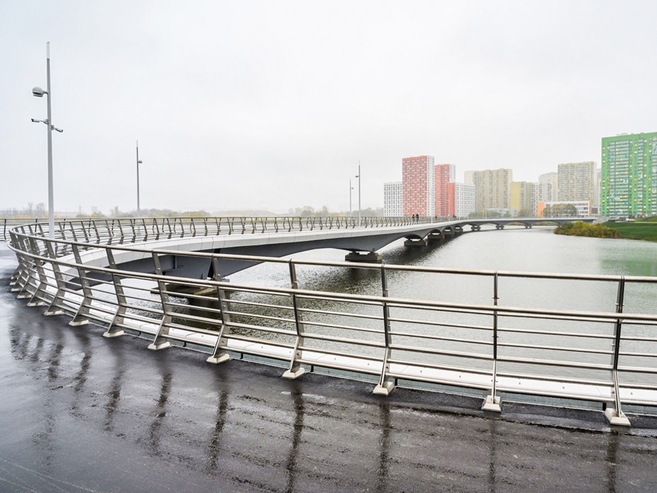 От моста с Москвой до лесопарков: что обустроили в Люберцах в 2025 году