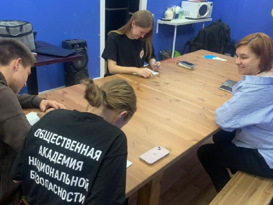 В Подольске общественная организация помогает подросткам выбрать профессию