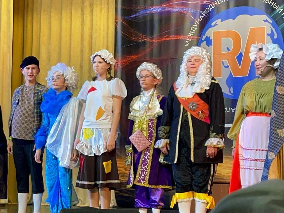 Артисты из Дзержинского стали лучшими на III Международном фестивале-конкурсе в Адлере