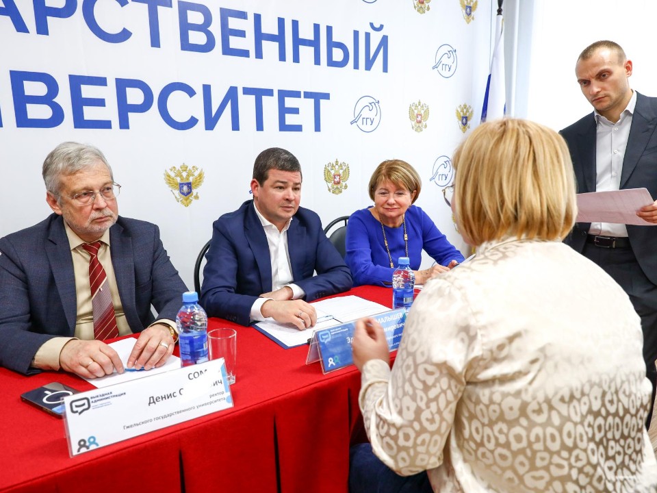 Гжельский университет стал площадкой для решения вопросов ЖКХ и транспорта