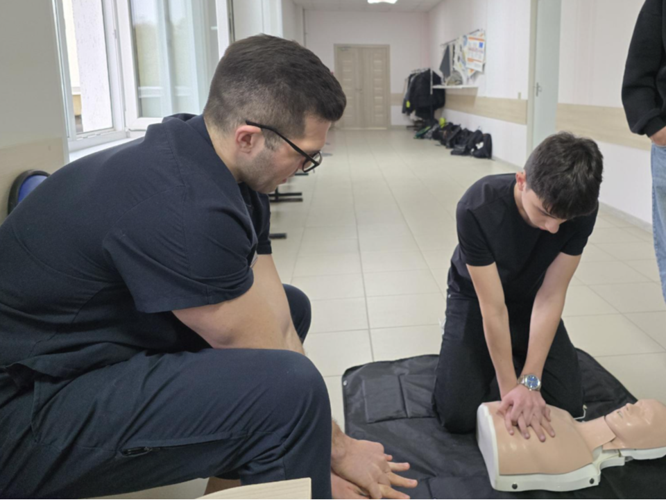 Спасение самых маленьких: будущие медики узнали о работе перинатального центра в Видном