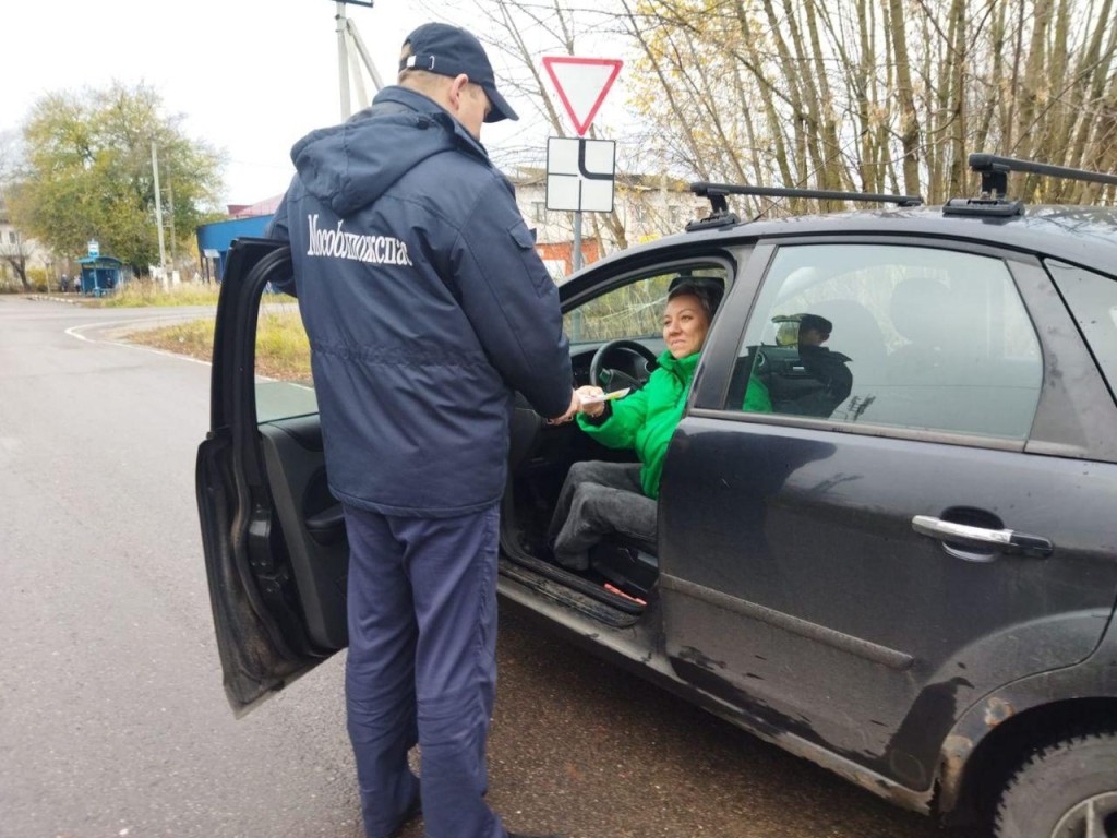 Пожарные Шатуры провели рейд по автобезопасности