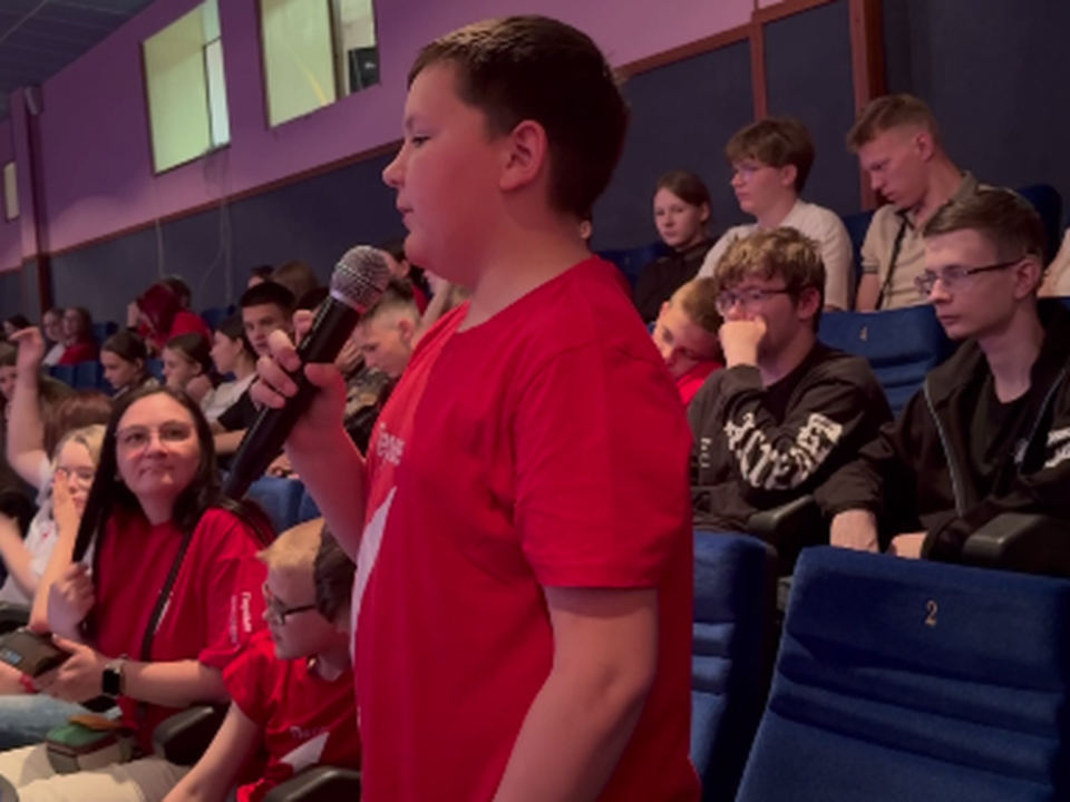 Сын участника СВО рассказал, что отец его учит никогда не сдаваться