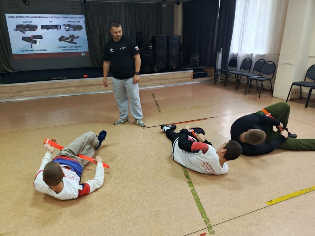 Навыки спасения: Молодежка Народного фронта обучила ступинских активистов первой помощи