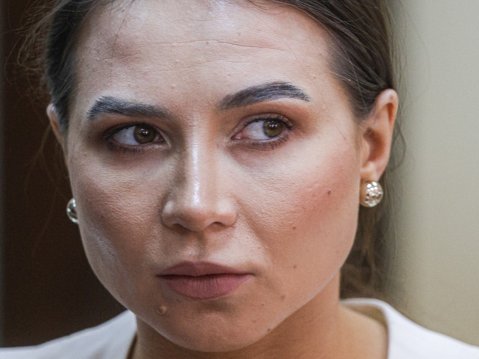 Приставы начали принудительное взыскание долгов блогера Лерчек