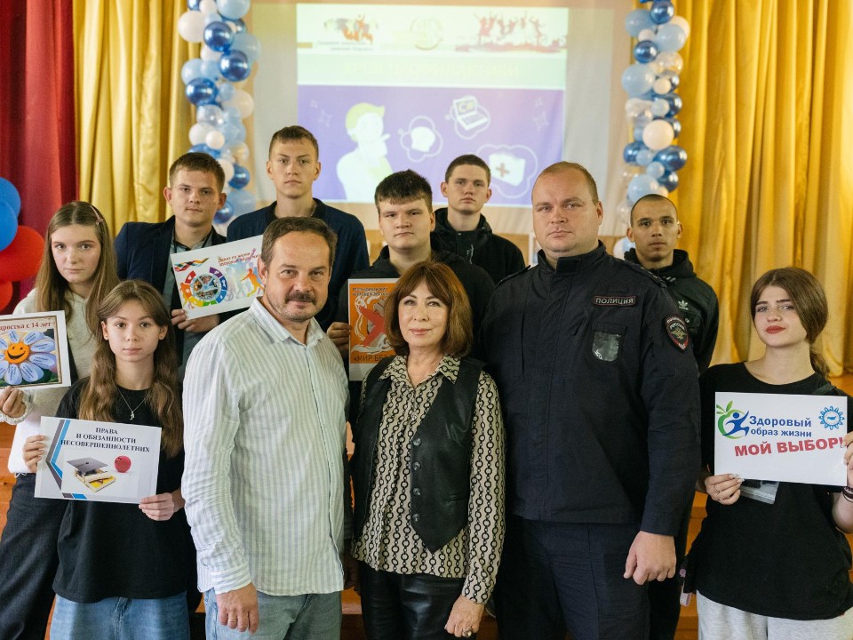 Специалисты Луховицкой больницы рассказали студентам о здоровом образе жизни