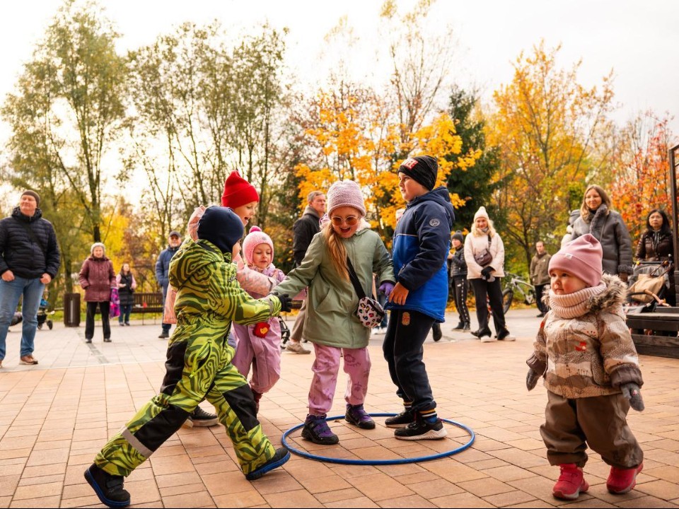 Смех, спорт и мастер-классы: что ждет детей в парках Мытищ на выходных