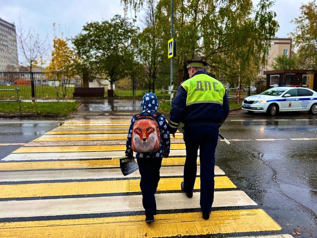 Госавтоинспекция Красногорска провела акцию по безопасности пешеходов