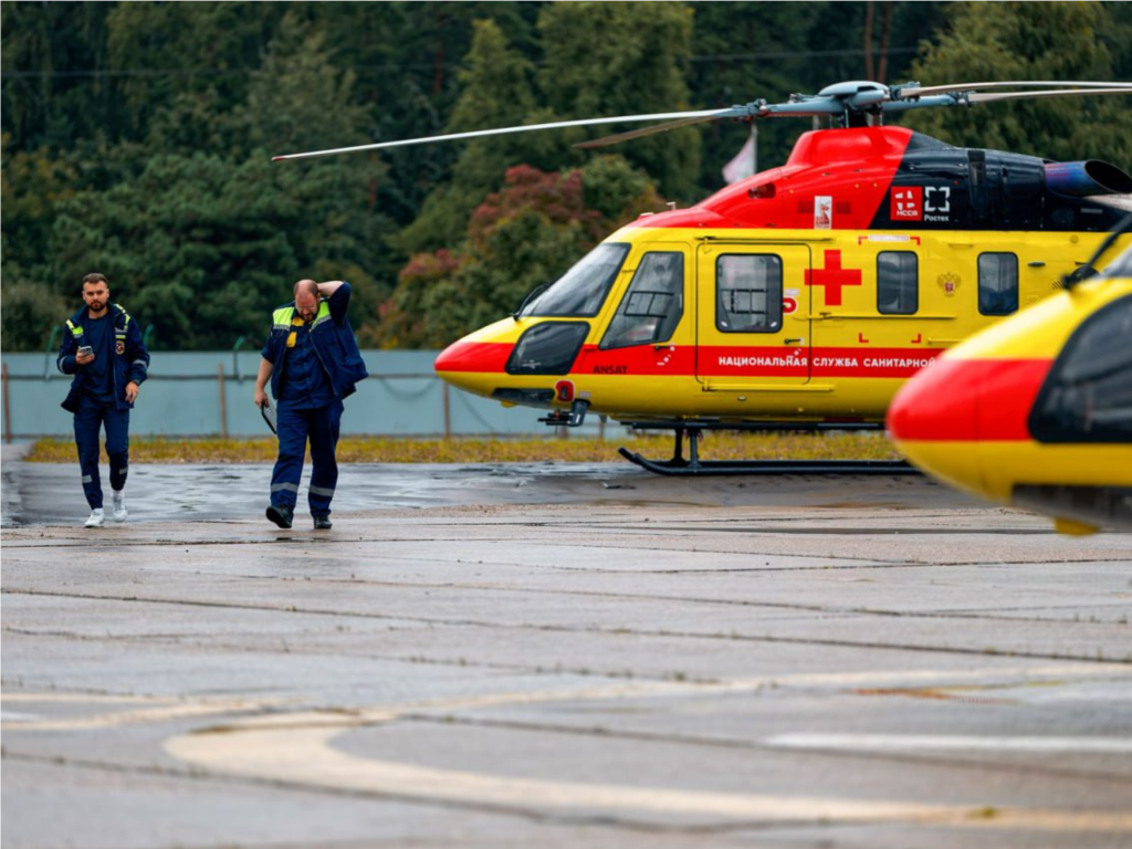 В Долгопрудненской больнице экстренно спасают пациентку, доставленную санавиацией